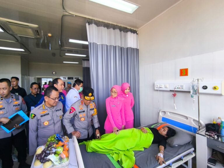 Pesta Rakyat Di Garut berujung Banyak Korban, Kapolda Jabar Jenguk Syifa Fauziah, Korban Ricuh