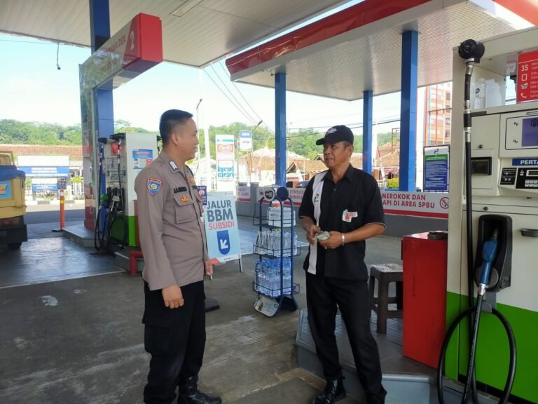 Peran Aktif Polri Jaga Keamanan Wilayah, Kapolsek Cipaku Tegaskan Komitmen Harkamtibmas di Tengah Masyarakat