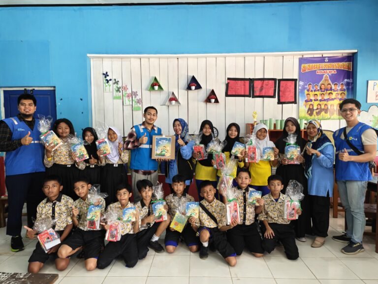 Peringati Hari Anak Nasional, PLN Pangandaran Kunjungi Sekolah