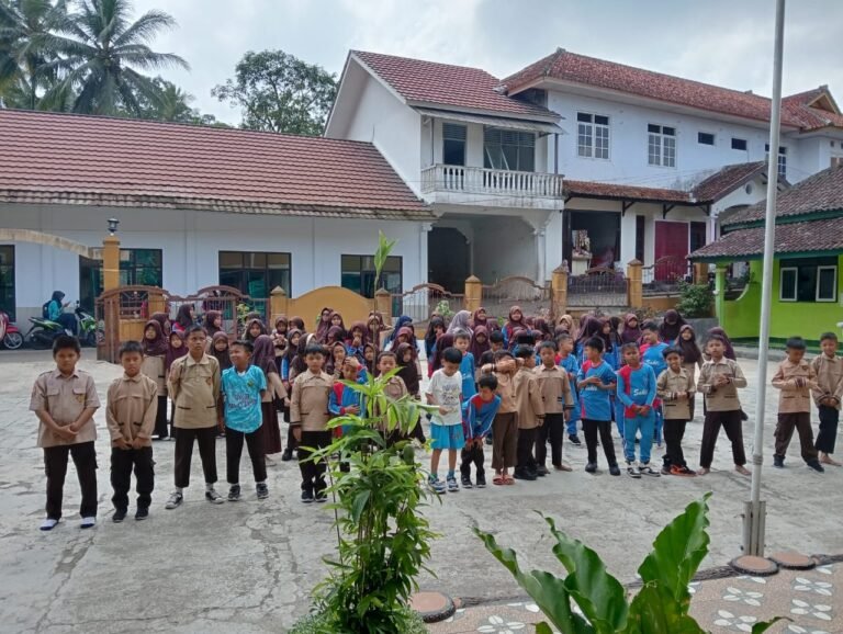 Polsek Rancah Dukung Pembinaan Karakter Lewat Pencak Silat Pagar Nusa, Kapolres Ciamis: Membangun Generasi Tangguh Sejak Dini