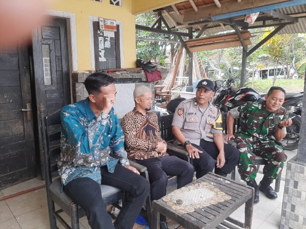 Polsek Cikoneng Perkuat Patroli KRYD, Cegah C3 dan Premanisme Demi Keamanan Warga
