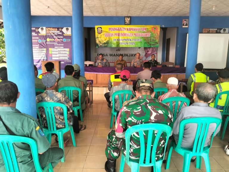 Perkuat Kapasitas Linmas, Polsek Cisaga Tekankan Pentingnya Siskamling dan Sinergi Keamanan Masyarakat