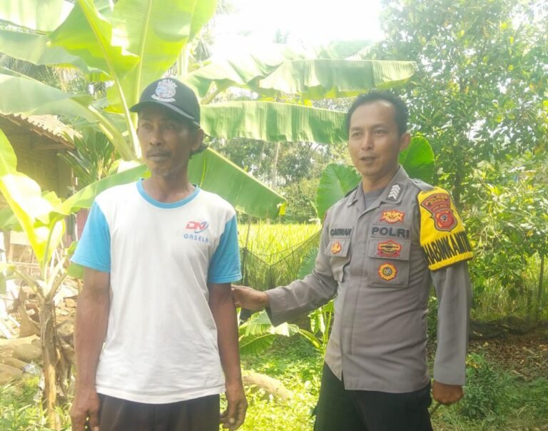 Polsek Cikoneng Gencarkan Sambang Kamtibmas, Warga Desa Sukamanah Apresiasi Kepedulian Polri