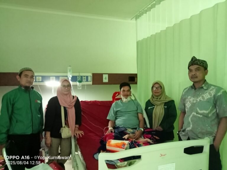 Pendampingan PGNKB Kepada Guru Ngaji Sakit di Desa Malasari, Kec. Cimaung, Kab. Bandung