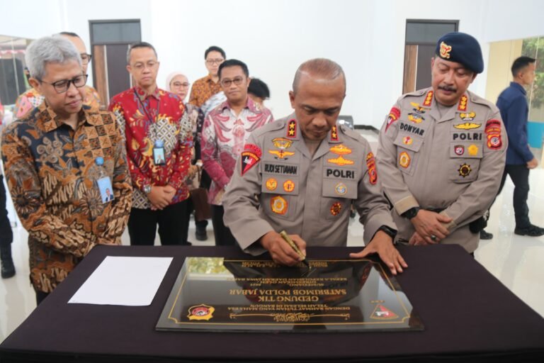 Kapolda Jabar Resmikan Gedung TIK Sat Brimob Polda Jabar