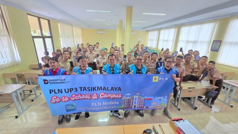 PLN ULP Ciamis Gelar Program Edukatif “PLN Goes to School” di SMK Negeri 2 Ciamis