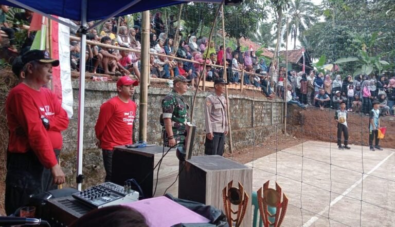Bhabinkamtibmas Sambang Warga, Polsek Cimaragas Perkuat Keamanan Menjelang HUT RI ke-80