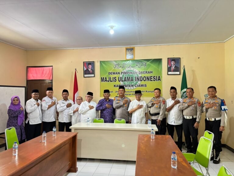 Perkuat Sinergitas Polri-Ulama, Kapolres Ciamis Datangi MUI Kabupaten Ciamis Ngobrol Kamtibmas