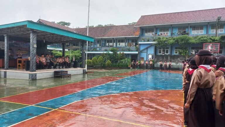 Polsek Ciamis Polres Ciamis Ikuti Upacara Peringatan Hari Pramuka ke-64 di Sadananya