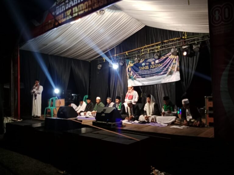 Kepolisian Aktif Kawal Kegiatan Tahlil Akbar HUT RI ke-80 dan Milangkala Desa Kalijaya ke-43