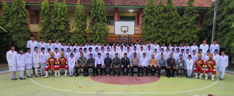Polsek Lakbok Amankan Pengukuhan Paskibra Kecamatan, Wujud Dukungan Polri untuk Generasi Muda Sambut HUT ke-80 RI