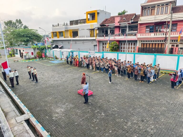 PLN Tasikmalaya Gelar Upacara HUT ke-80 RI, Teguhkan Komitmen Melayani Negeri