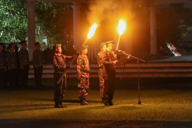 Kapolres Ciamis Ikuti Apel Kehormatan dan Renungan Suci HUT ke-80 RI di Ciamis