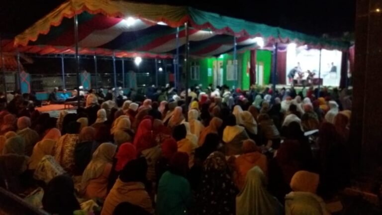 Polsek Panjalu Polres Ciamis Ikuti Tabliq Akbar Peringatan HUT Ke 80 RI dan Hari Jadi Desa ke-42