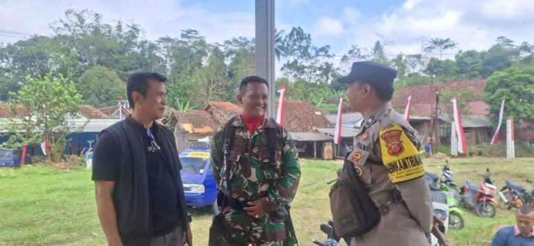 Polres Ciamis Perkuat Kedekatan dengan Warga, Bhabinkamtibmas Sambangi Masyarakat Desa Payungsari