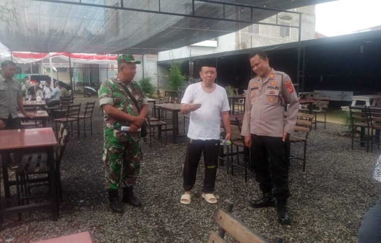 Polsek Panumbangan Bersama TNI AL Monitoring Persiapan Santunan Kemerdekaan, Warga Apresiasi Peran Polri Hadir Langsung di Tengah Masyarakat