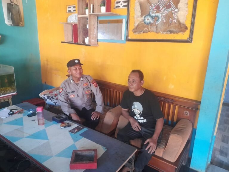 Polres Ciamis Tingkatkan Keamanan Lewat Sambang Tokoh Masyarakat di Desa Sirnabaya