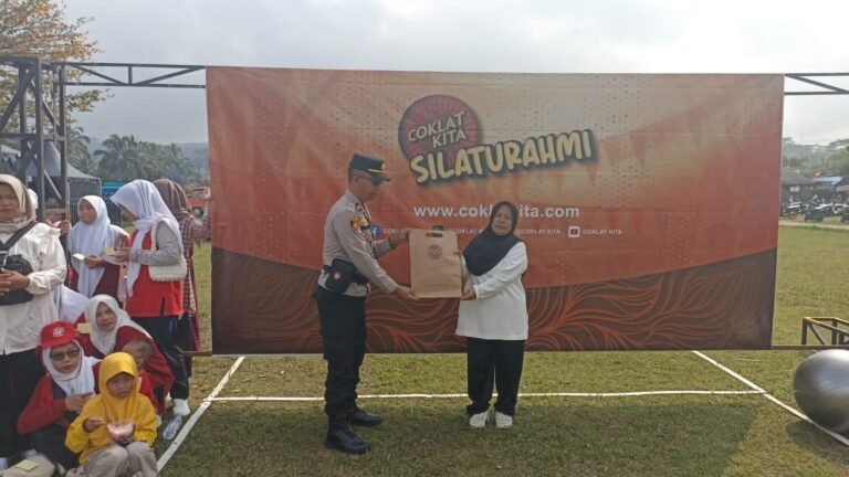 Polsek Rancah Amankan dan Dampingi Silaturahmi “Coklat Kita” Bersama Warga, Ciptakan Suasana Aman dan Kondusif