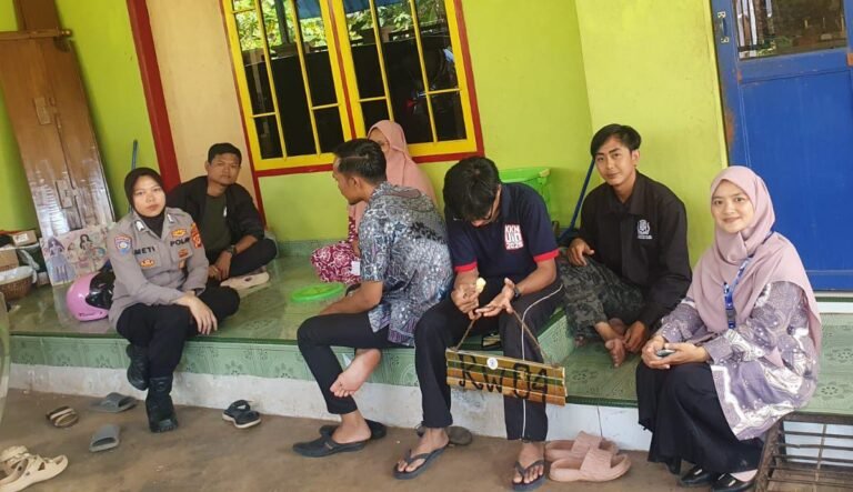 Polsek Ciamis Gelar Sambang dan Silaturahmi, Perkuat Kedekatan Polisi dengan Warga Desa Pusakanagara