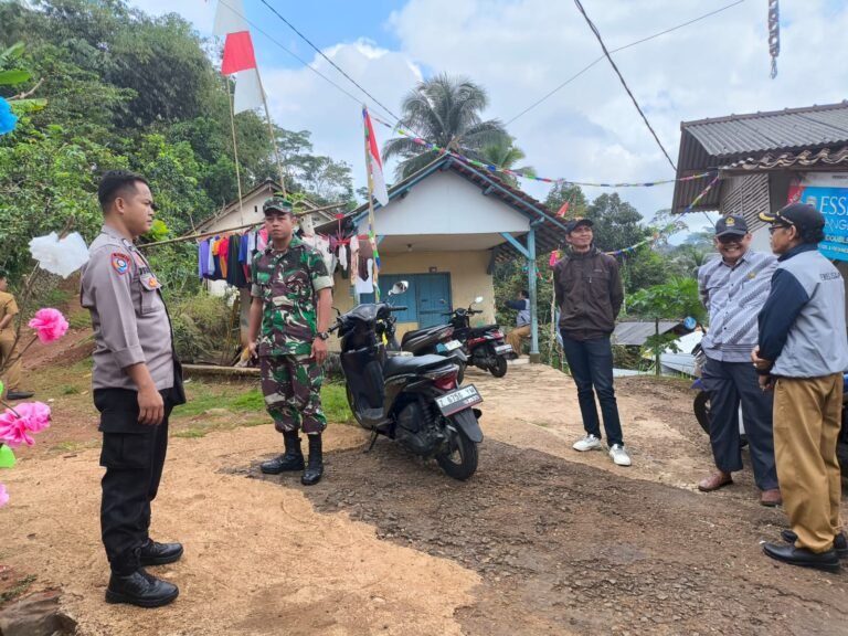 Polsek Ciamis Dampingi Evaluasi Pembangunan Sekretariat BPBD Desa Cisadap