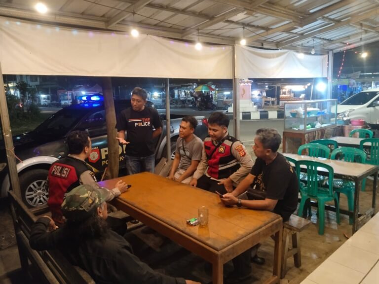 Ops Libas Lodaya 2025, Polsek Lakbok Polres Ciamis Turun Hingga Pelosok Daerah di Malam Hari