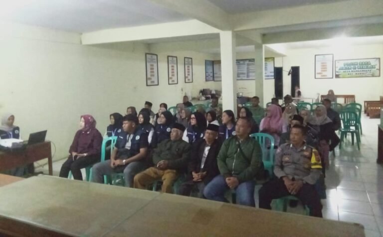 Polsek Kawali Hadiri dan Amankan Acara Perpisahan Mahasiswa KKN Unigal, Kapolres Ciamis Tekankan Pentingnya Sinergi Pendidikan dan Keamanan