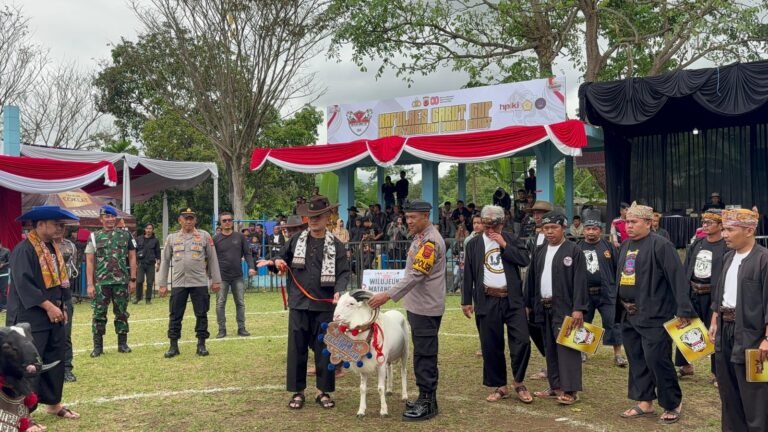 Kapolres Garut Cup Lestarikan Budaya, Pererat Silaturahmi Lewat Seni Ketangkasan Domba