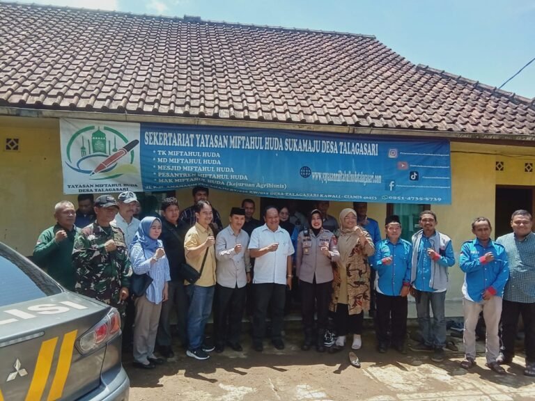 Polsek Kawali Dukung Penguatan Pendidikan dan Agrobisnis di Yayasan Miftahul Huda Sukamaju