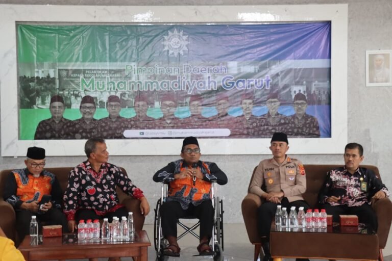 Kapolres Garut Jalin Silaturahmi dengan Muhammadiyah dan Persis, Perkuat Sinergi untuk Masyarakat
