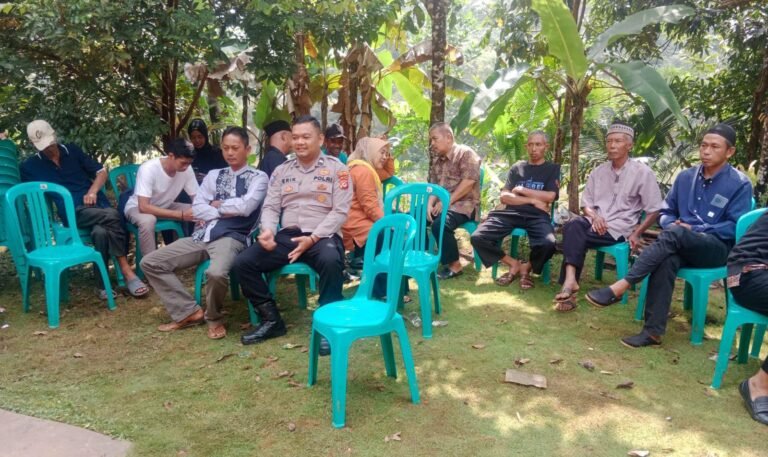 Kepedulian Sosial, Polsek Sukadana Polres Ciamis Takziah ke Keluarga Duka Tokoh di Bunter