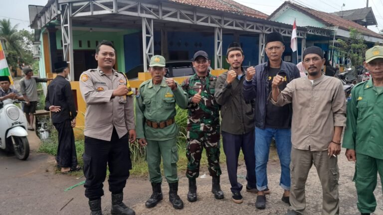 Perkuat Sinergitas, Polsek Lakbok Monitoring Acara Peringatan Maulid Nabi di Desa Cintaratu