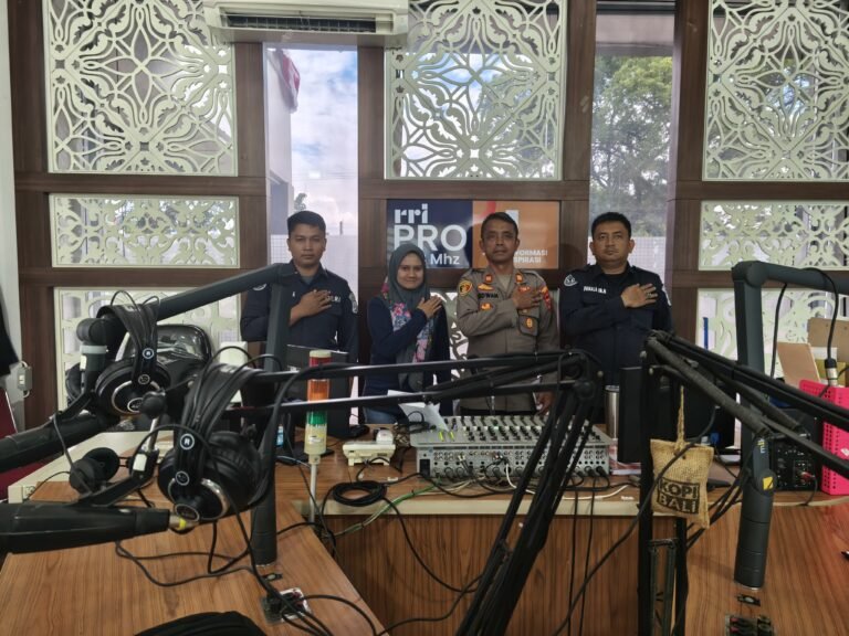 Patroli, Pos Kamling, hingga Jumat Curhat: Polsek Medan Kota Hadir untuk Warga