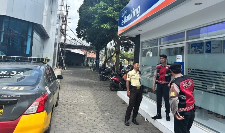Sat Samapta Polres Ciamis Gelar Patroli Dialogis, Wujudkan Rasa Aman dan Nyaman bagi Warga