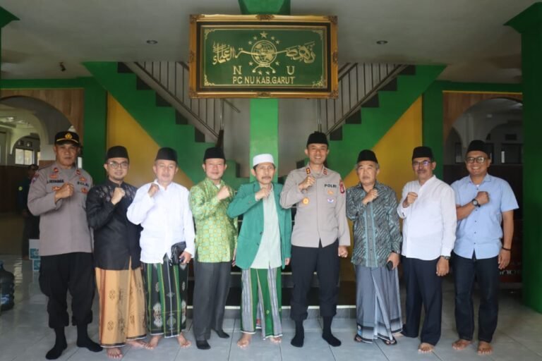 Jalin Sinergi, Kapolres Garut Sambangi Tokoh Agama dan Ulama