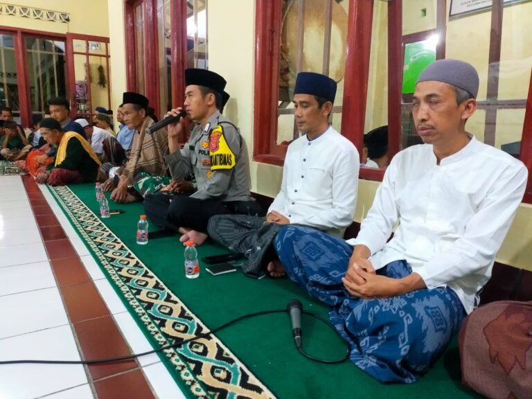 Perkuat Sinergitas, Polsek Cikoneng Monitoring Acara Peringatan Maulid Nabi di Majaganda