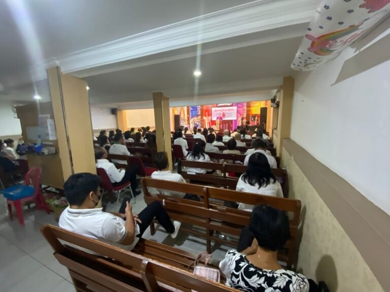 Cipkon Acara Keagamaan, Personel Polres Ciamis Siaga di Gereja Pantekosta Ciamis