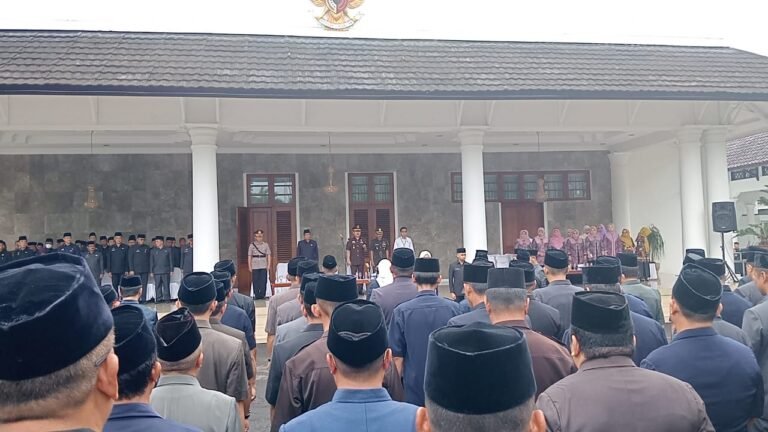 Mutasi Dan Rotasi, Sekaligus Pelantikan Pejabat Baru Oleh Bupati Ciamis Herdiat Sunarya di Halaman Pendopo