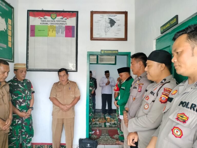 Polsek Cihaurbeuti Ikuti Doa Bersama untuk Kedamaian NKRI dan Peringatan Maulid Nabi, Tegaskan Komitmen Jaga Persatuan Bangsa