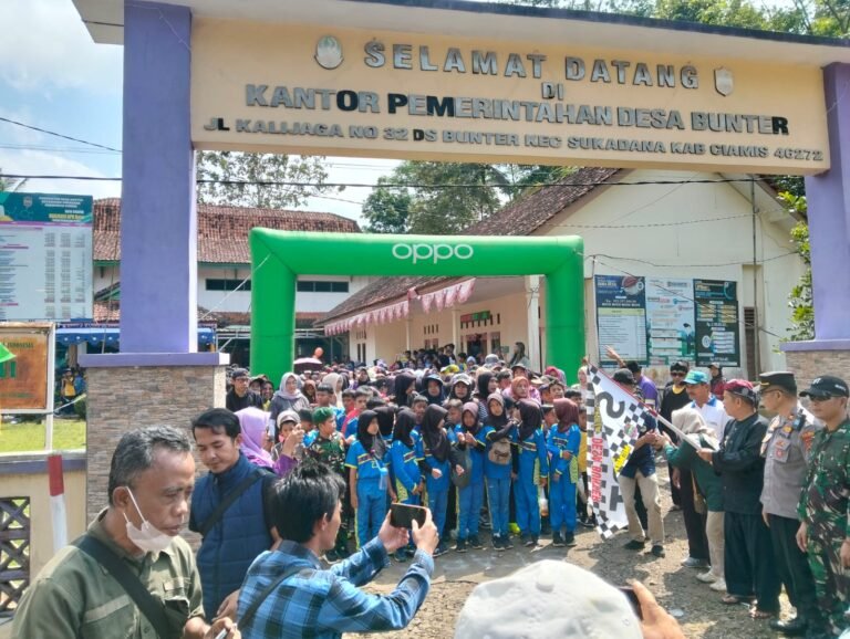 Polsek Sukadana Hadirkan Rasa Aman di Perayaan Hari Jadi ke-195 Desa Bunter