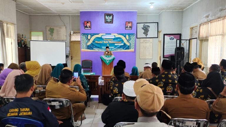 Kapolsek Kawali Hadiri Silaturahmi dan Peringatan Maulid Nabi, Kapolres Ciamis Tekankan Pentingnya Sinergi dalam Membangun Wilayah