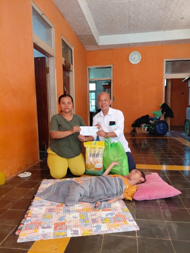 PLN Tasikmalaya dan YBM Wujudkan Akses Kesehatan Layak di Momen Hari Pelanggan Nasional