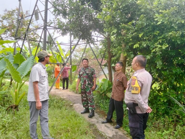 Perkuat Sinergitas, Polsek Ciamis Polres Ciamis Koorkom Kamtibmas ke Warga Cimanggu