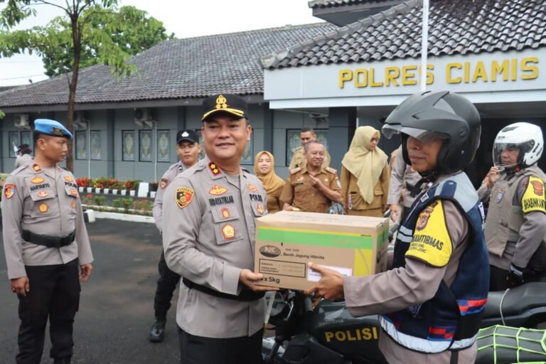 Dukung Ketahanan Pangan, Polres Ciamis Terima Bantuan Benih Jagung 16 Ton