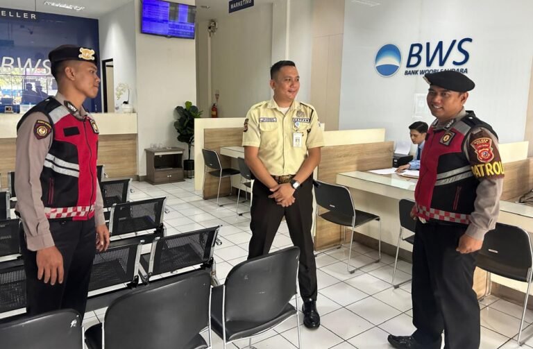 Sat Samapta Polres Ciamis Patroli Kamtibmas ke Obvit, Kali Ini Datangi Bank BWS Jadi Sasaran