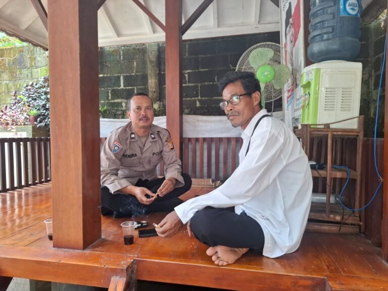 Polsek Cimaragas Perkuat Keamanan Desa Lewat Sambang dan Himbauan Kamtibmas di Janggala