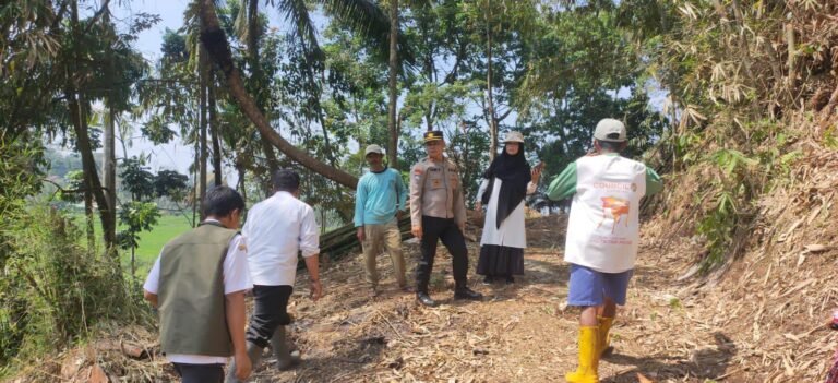 Polsek Cikoneng Dukung Pengecekan Lahan Jagung Non LBS di Sukaraja, Wujud Kepedulian Polisi Terhadap Ketahanan Pangan