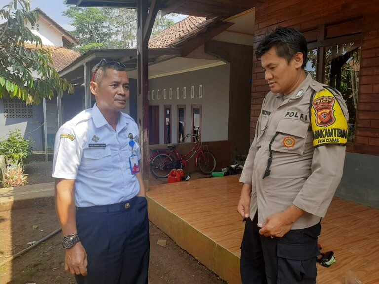 Polsek Cipaku Perkuat Silaturahmi dengan Tokoh Masyarakat, Dorong Ketahanan Pangan dan Kamtibmas