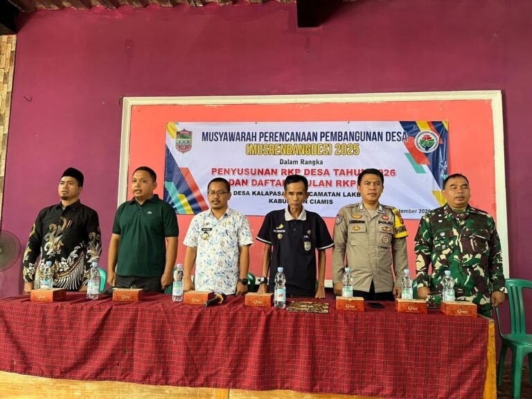 Ikuti Musrenbang Tingkat Desa Kalapasawit, Polsek Lakbok Sampaikan Imbauan Kamtibmas