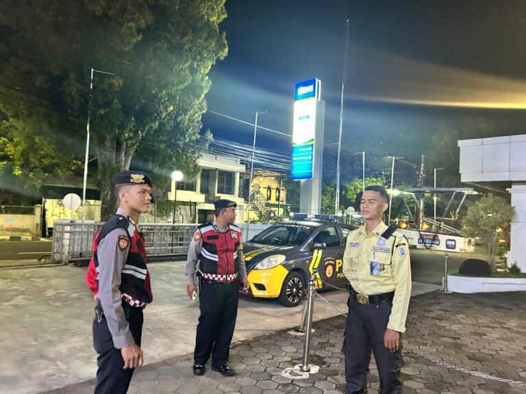 Sat Samapta Polres Ciamis Patroli ke Obvit di Jam Rawan, Kantor Perbankan Jadi Sasaran