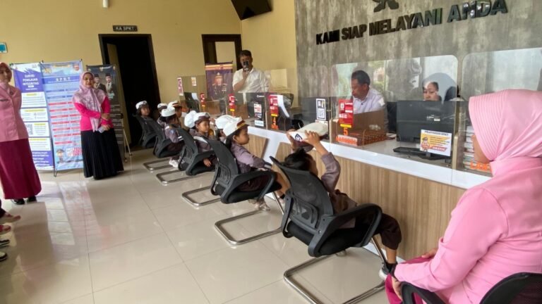 Polisi Sahabat Anak, Polres Garut Sambut Ceria Murid TK Bhayangkari